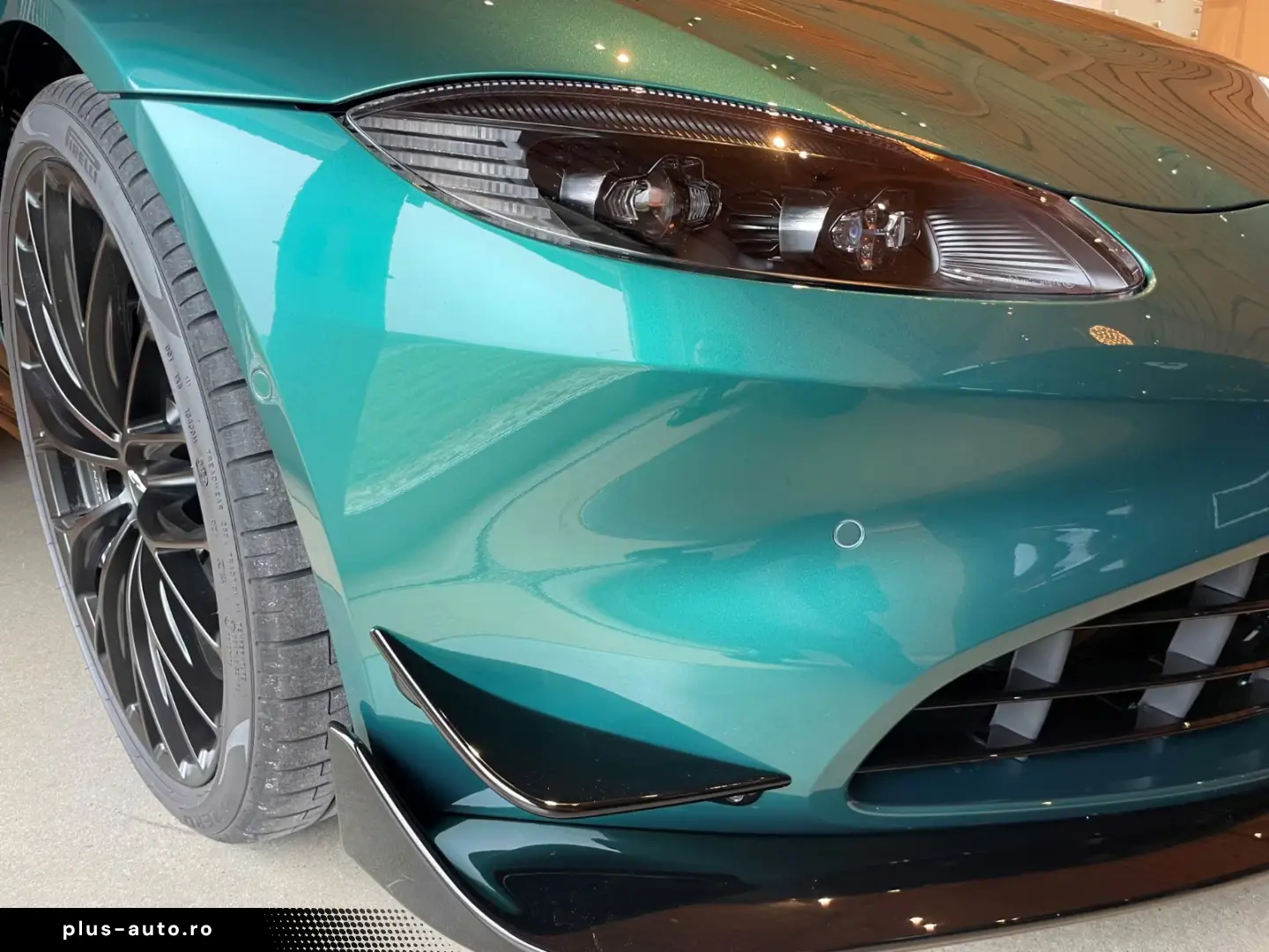Aston Martin V8 Vantage Vantage V8 4 0 Roadster F1-