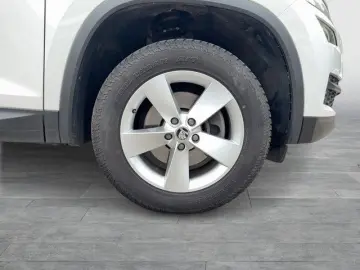 SKODA Kodiaq Ambition 4x4 TEMPOMAT EINPARKHILFE KLIMA