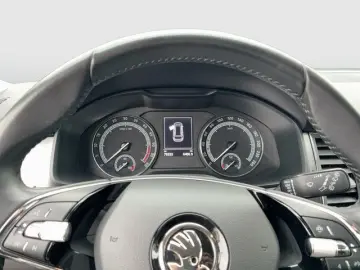 SKODA Kodiaq Ambition 4x4 TEMPOMAT EINPARKHILFE KLIMA