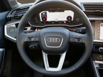AUDI Q3 35 TFSI S tronic advanced GWP 18  NAVI VC RFK