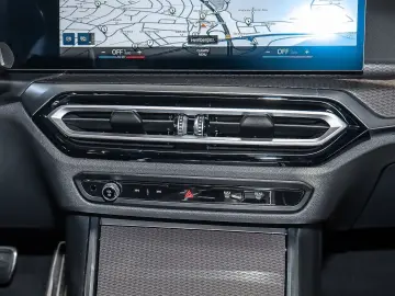 BMW 330e Touring M Sport LC Prof. Head-Up HiFi LED