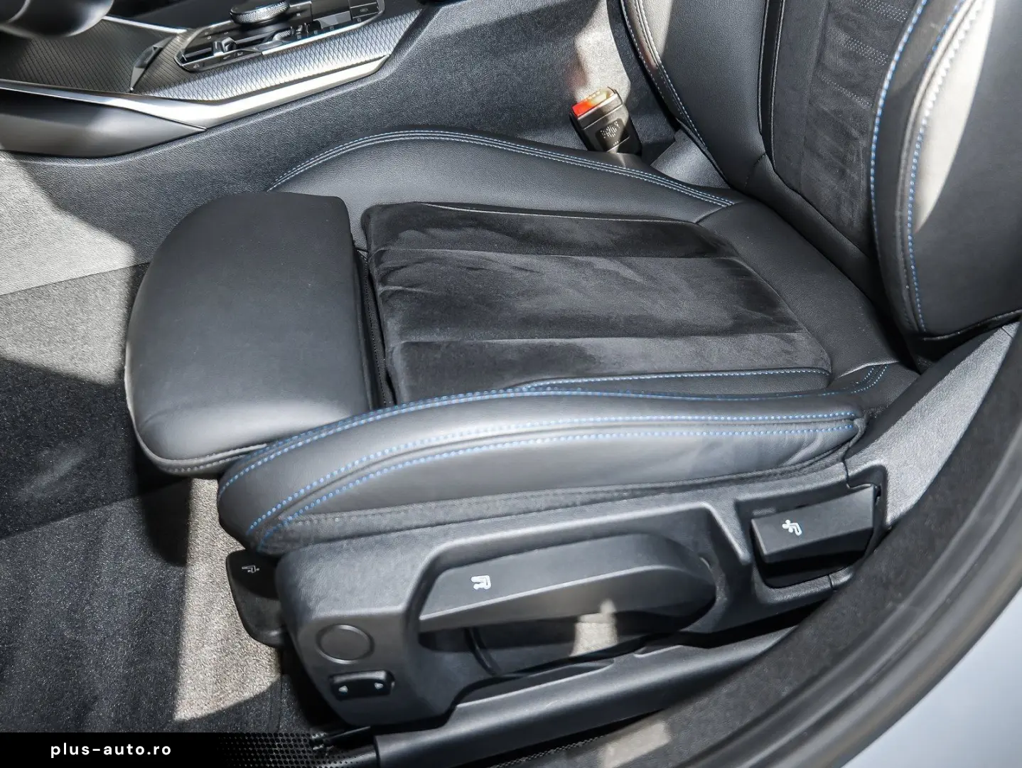 BMW 330e Touring M Sport LC Prof. Head-Up HiFi LED
