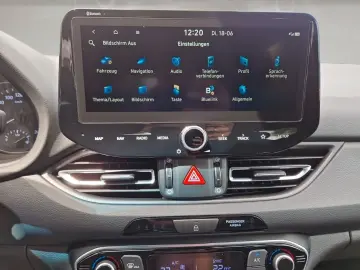 HYUNDAI i30 1.5 T-GDI 48V ADVANTAGE NAVI LED SHZ Kamera