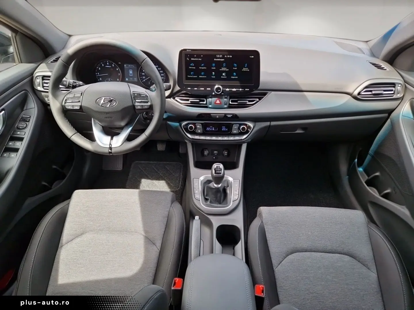 HYUNDAI i30 1.5 T-GDI 48V ADVANTAGE NAVI LED SHZ Kamera