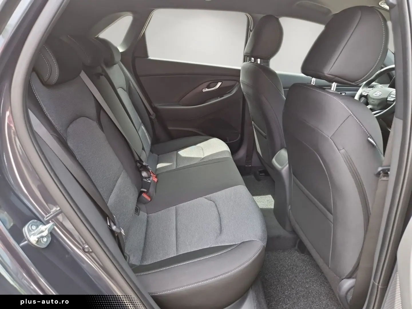 HYUNDAI i30 1.5 T-GDI 48V ADVANTAGE NAVI LED SHZ Kamera