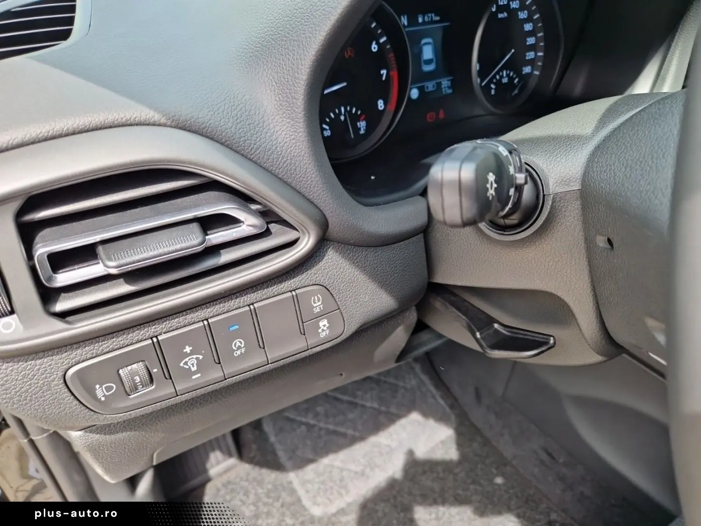 HYUNDAI i30 1.5 T-GDI 48V ADVANTAGE NAVI LED SHZ Kamera
