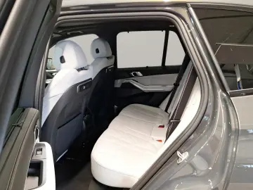 BMW X5 xDrive30d M Sport AHK Harman K Kamera LED