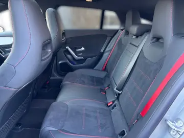 MERCEDES-BENZ CLA 35 AMG 4MATIC Shooting Brake