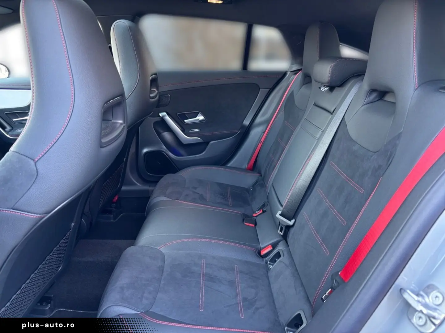 MERCEDES-BENZ CLA 35 AMG 4MATIC Shooting Brake