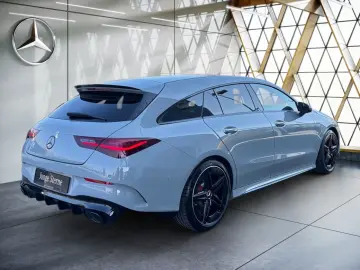 MERCEDES-BENZ CLA 35 AMG 4MATIC Shooting Brake