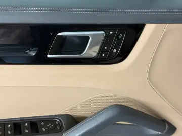 PORSCHE Coupe Sport-Design Sport Chrono LED Bose Pano