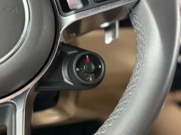 PORSCHE Coupe Sport-Design Sport Chrono LED Bose Pano