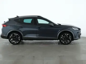 CUPRA Formentor 1.4 TSI e-HYBRID 180kW LED RFK NAV SHZ