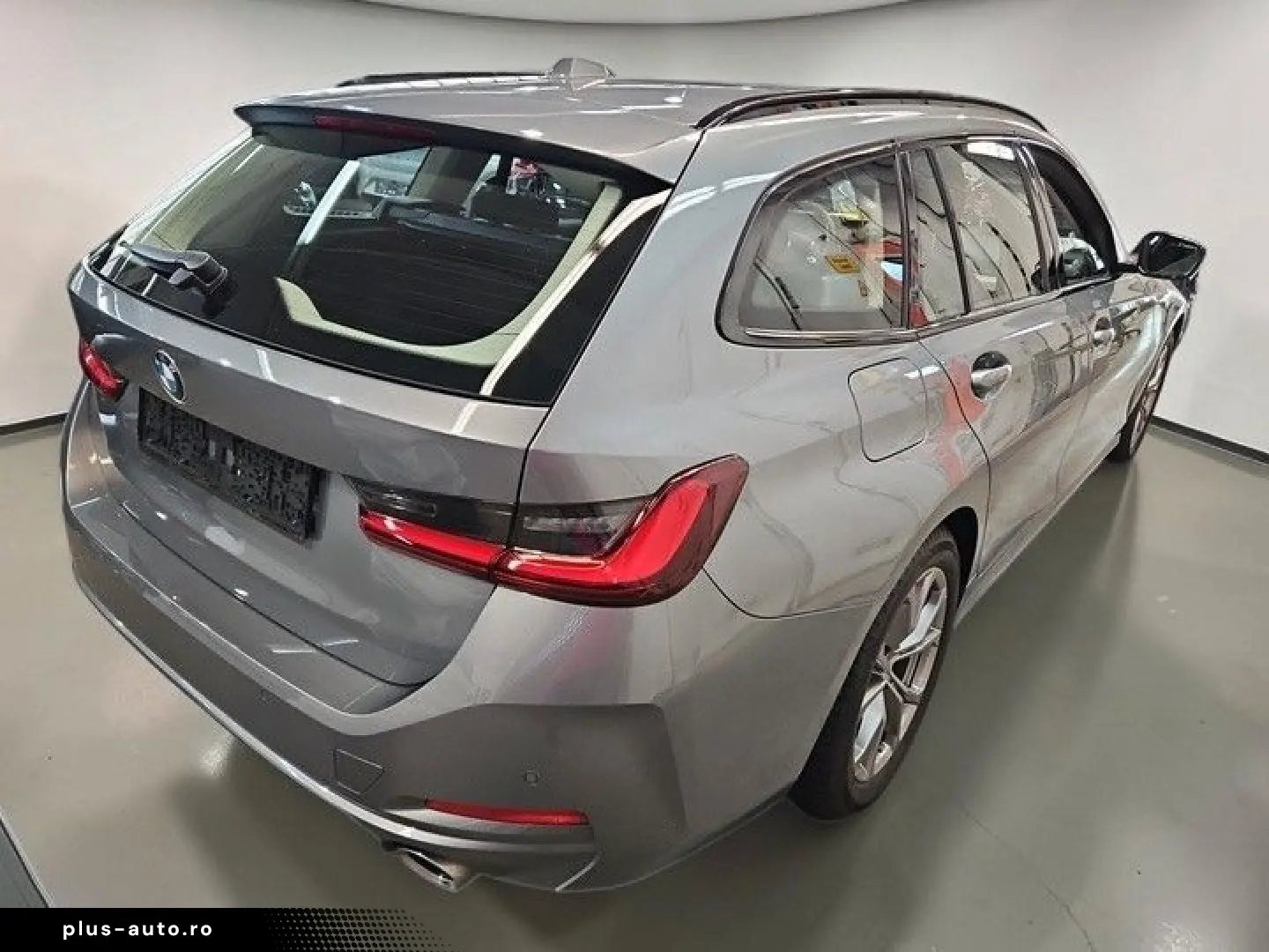 BMW 320d T xDrive Shadow-Line WIDE LED CARPLAY MEGA