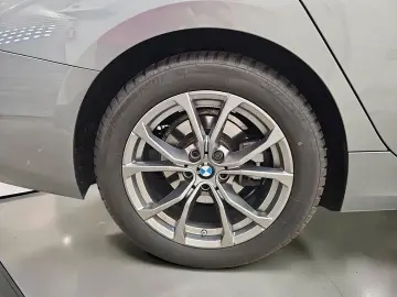 BMW 320d T xDrive Shadow-Line WIDE LED CARPLAY MEGA