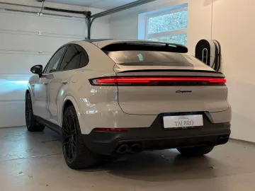 PORSCHE Cayenne Coupe E-Hybrid Kreide PSE 360 HUD BOSE