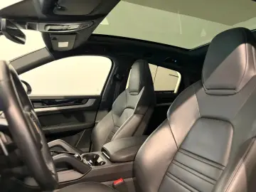PORSCHE Cayenne Coupe E-Hybrid Kreide PSE 360 HUD BOSE