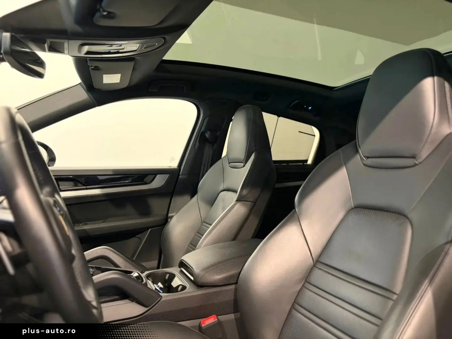 PORSCHE Cayenne Coupe E-Hybrid Kreide PSE 360 HUD BOSE