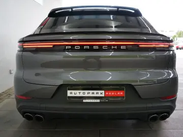PORSCHE Cayenne Coupe E-Hybrid P-Display HA-Lenkung Inno