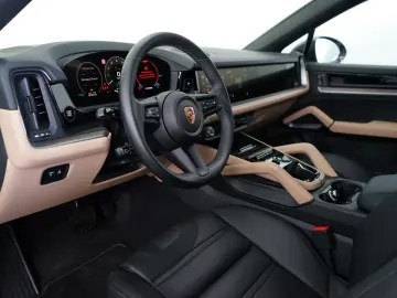PORSCHE Cayenne Coupe E-Hybrid P-Display HA-Lenkung Inno