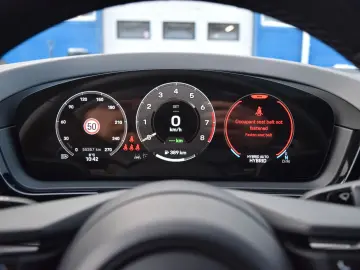 PORSCHE Cayenne Coupe E-Hybrid Burmester SportDesign