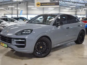 PORSCHE Cayenne Coupe E-Hybrid Burmester SportDesign