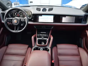 PORSCHE Cayenne Coupe E-Hybrid Burmester SportDesign