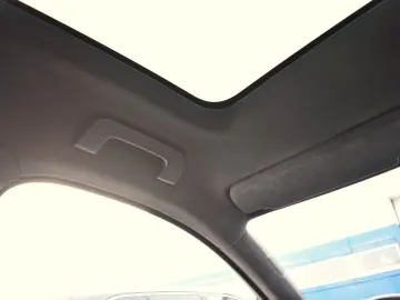 PORSCHE Cayenne Coupe E-Hybrid Burmester SportDesign