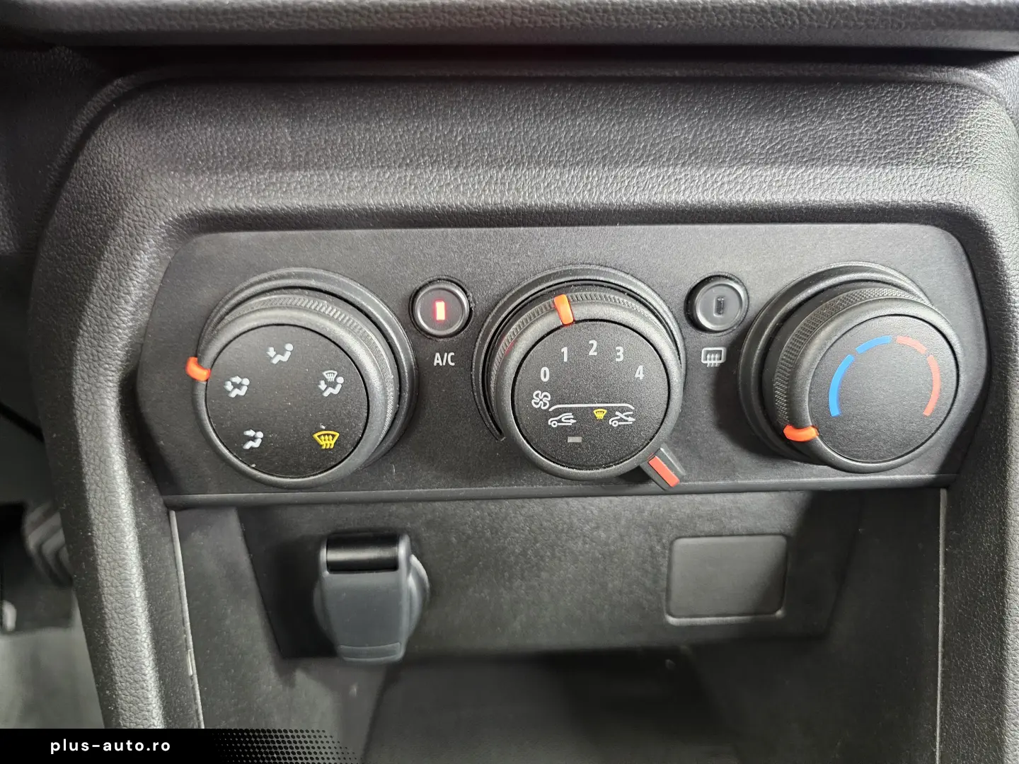 Dacia Logan III Expression