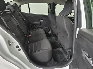 Dacia Logan III Expression