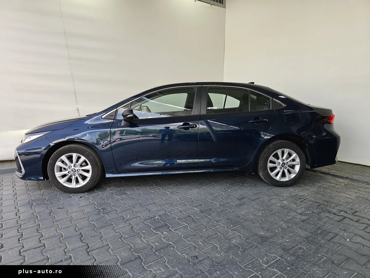Toyota Corolla 1 8Hybrid Active Drive