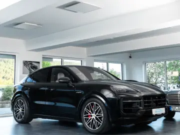 PORSCHE Cayenne Coupe S E-Hybrid UPE 160T SportDesign