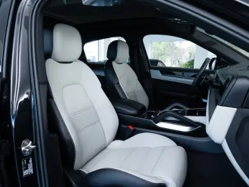 PORSCHE Cayenne Coupe S E-Hybrid UPE 160T SportDesign