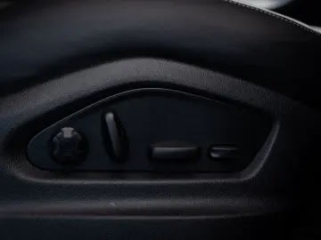 PORSCHE Cayenne Coupe S E-Hybrid UPE 160T SportDesign