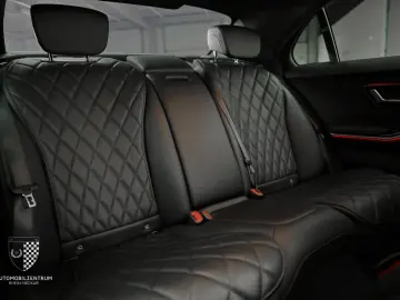 MERCEDES-BENZ S 580 AMG Line Digital LaChanti Park Burmester