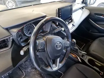 Toyota Corolla Bussines 1.8 hybrid Touring sport