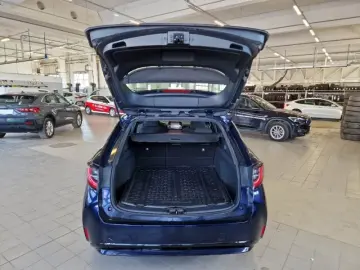 Toyota Corolla Bussines 1.8 hybrid Touring sport