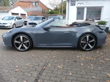 PORSCHE 911   992 Cabriolet  Lift  Matrix  188.000 -€ NP