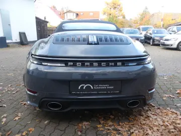 PORSCHE 911   992 Cabriolet  Lift  Matrix  188.000 -€ NP