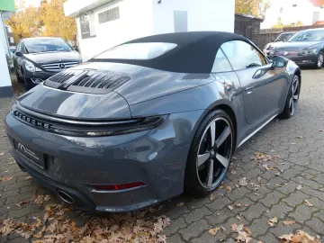 PORSCHE 911   992 Cabriolet  Lift  Matrix  188.000 -€ NP