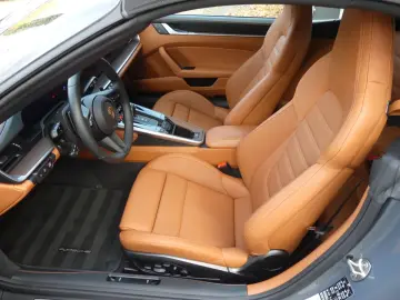 PORSCHE 911   992 Cabriolet  Lift  Matrix  188.000 -€ NP
