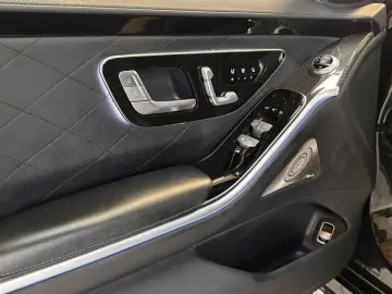 MERCEDES-BENZ S 400 d 4Matic AMG   Junge Sterne   Panorama
