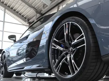 AUDI R8 Spyder performance 5.2 FSI quattro S tronic L