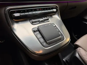 MERCEDES-BENZ V 300 d Exclusive Extralang 4M MBEAM 360 BURM
