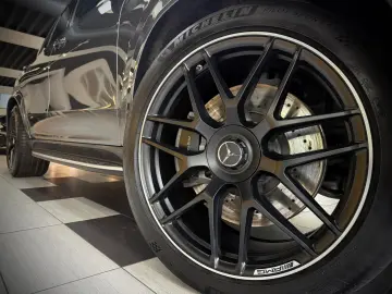 MERCEDES-BENZ GLE 450 d 4M AMG Pano StHzg Night-P. 22  AMG