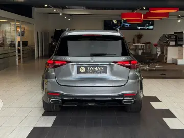 MERCEDES-BENZ GLE 450 d 4M AMG Pano StHzg Night-P. 22  AMG