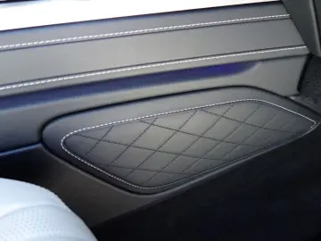 MERCEDES-BENZ G 63 AMG Manufaktur Superior Carbon