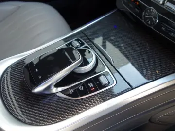 MERCEDES-BENZ G 63 AMG Manufaktur Superior Carbon