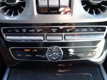 MERCEDES-BENZ G 63 AMG Manufaktur Superior Carbon
