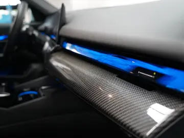 BMW 520i M Sport ICONIC 360 CARBON HUD KEY H&K MEMOR